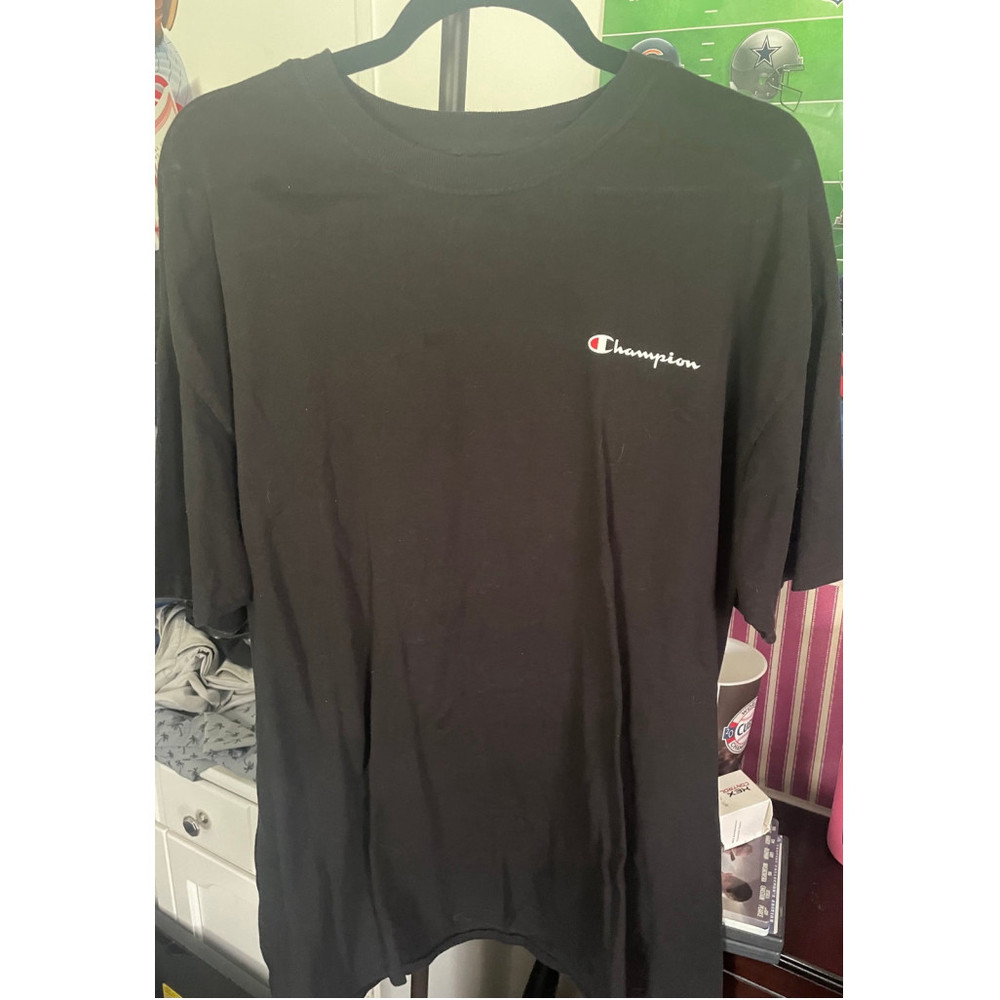 Champion shirt Size XL